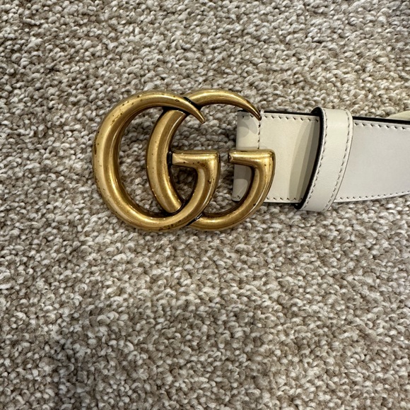Gucci Leather Belt with Double G Buckle in White Leather - Picture 3 of 4